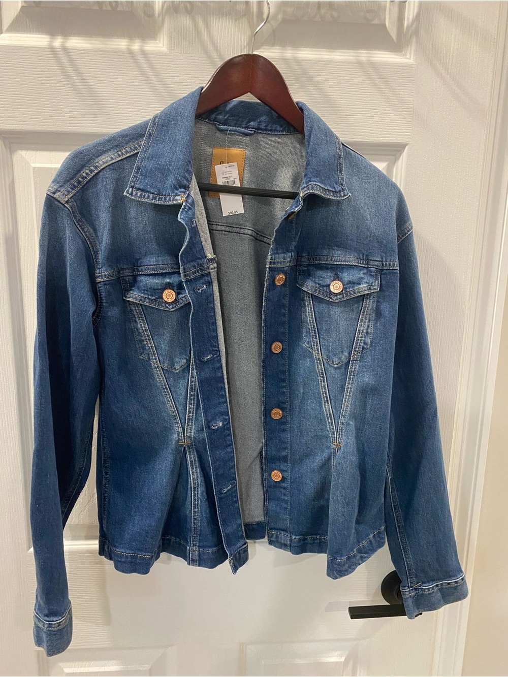 NWT GAP Classic Blue Denim Jacket - Medium